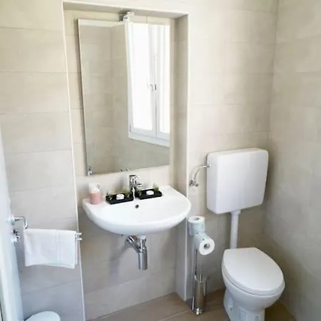 Molinari House Smeraldo * 모데나