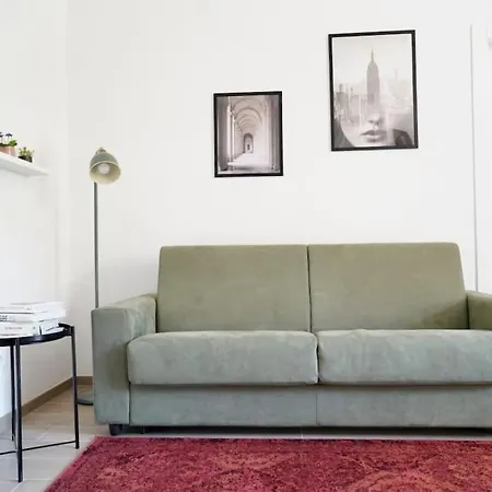 Apartment Molinari House Smeraldo 